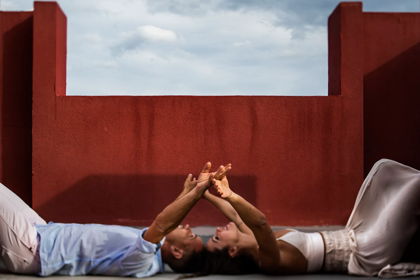 Luna & Manu | La Muralla Roja