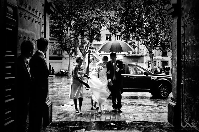 Paula y Martín. Dancing in the rain