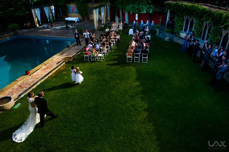 Raquel + Jason / Boda en Puente La Reina / Peregrino