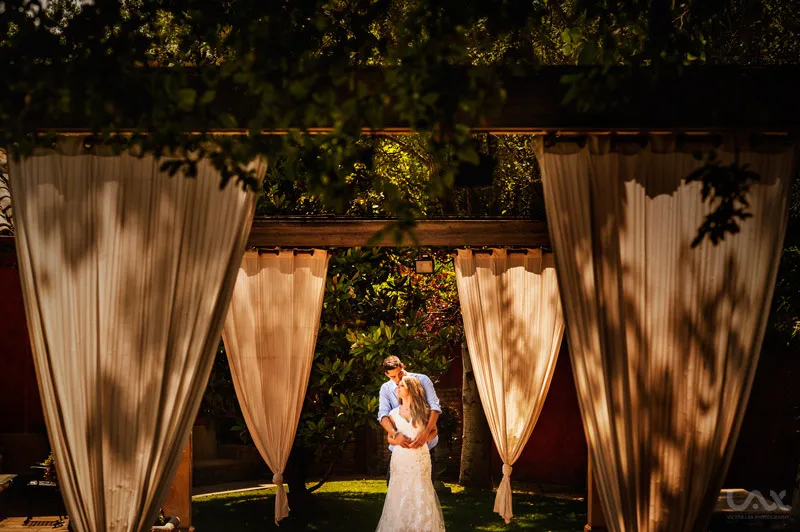 Raquel + Jason / Boda en Puente La Reina / Peregrino